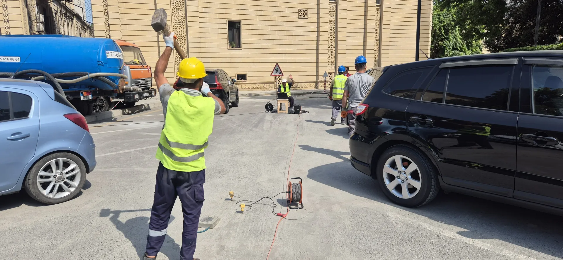 İçərişəhər metrosu sonrası dönmə kamerası və yeraltı dayanacaq