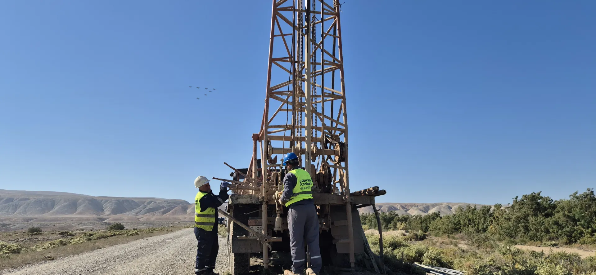 M-1 Bakı-Quba-Rusiya Federasiyası ilə Dövlət Sərhədi Ödənişli Avtomobil Yolu İlə M-3 Ələt-Astara-İran İslam Respublikası Dövlət Sərhədi Avtomobil Yolunu Birləşdirən Yeni Avtomobil Yolu Lot-1 ( KM: 0+000-30+000) layihələndirilməsi