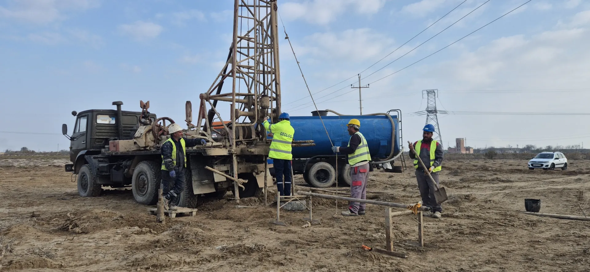 M-1 Bakı-Quba-Rusiya Federasiyası ilə Dövlət Sərhədi Ödənişli Avtomobil Yolu İlə M-3 Ələt-Astara-İran İslam Respublikası Dövlət Sərhədi Avtomobil Yolunu Birləşdirən Yeni Avtomobil Yolu Lot-1 ( KM: 0+000-30+000) layihələndirilməsi