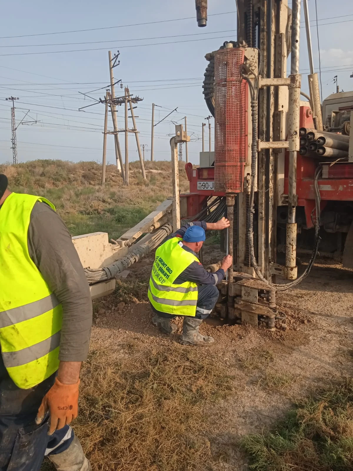 M-1 Bakı-Quba-Rusiya Federasiyası ilə Dövlət Sərhədi Ödənişli Avtomobil Yolu İlə M-3 Ələt-Astara-İran İslam Respublikası Dövlət Sərhədi Avtomobil Yolunu Birləşdirən Yeni Avtomobil Yolu Lot-1 ( KM: 0+000-30+000) layihələndirilməsi