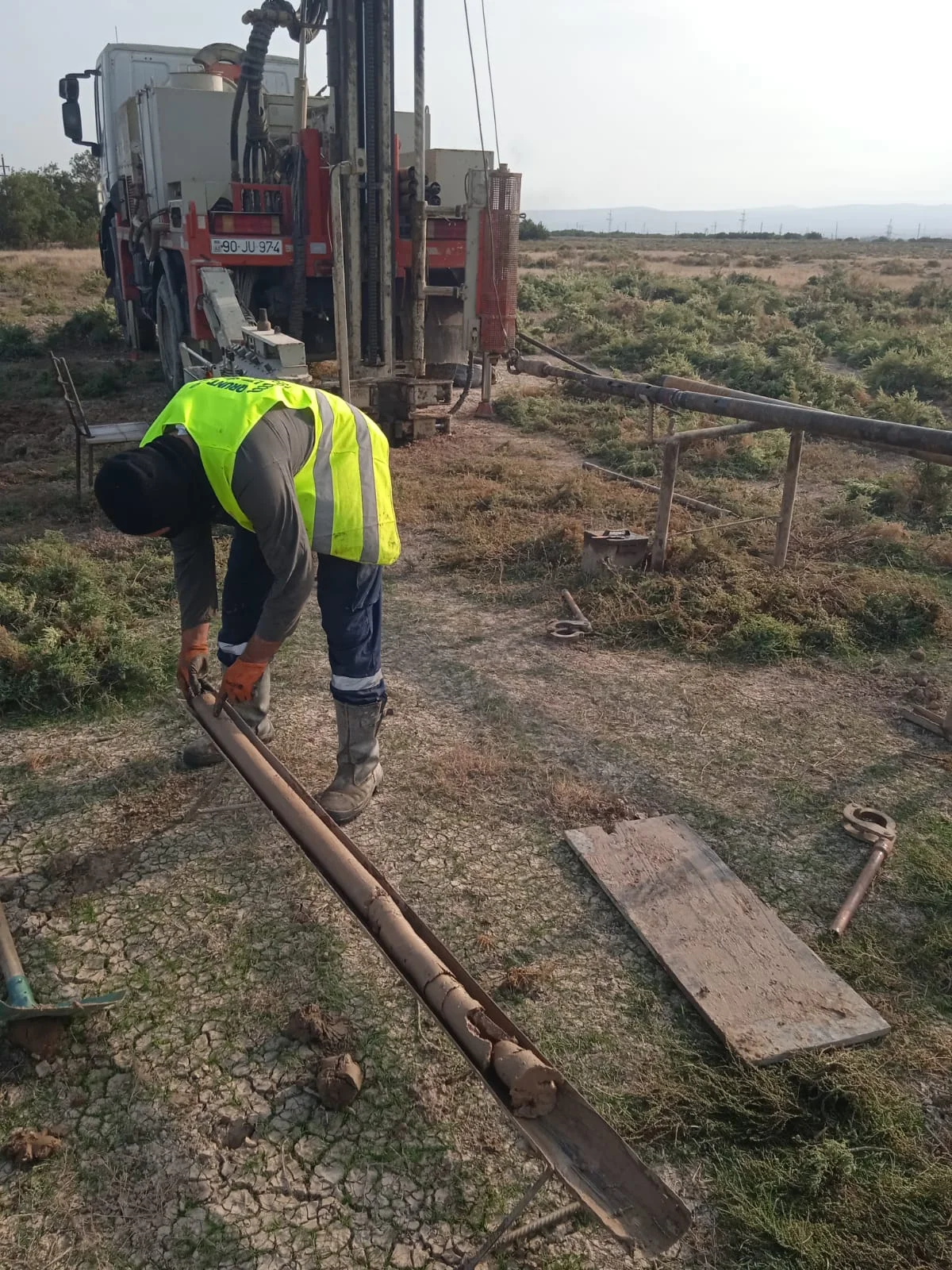 M-1 Bakı-Quba-Rusiya Federasiyası ilə Dövlət Sərhədi Ödənişli Avtomobil Yolu İlə M-3 Ələt-Astara-İran İslam Respublikası Dövlət Sərhədi Avtomobil Yolunu Birləşdirən Yeni Avtomobil Yolu Lot-1 ( KM: 0+000-30+000) layihələndirilməsi