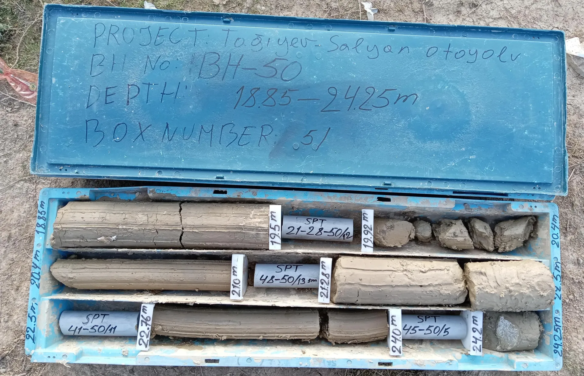 M-1 Bakı-Quba-Rusiya Federasiyası ilə Dövlət Sərhədi Ödənişli Avtomobil Yolu İlə M-3 Ələt-Astara-İran İslam Respublikası Dövlət Sərhədi Avtomobil Yolunu Birləşdirən Yeni Avtomobil Yolu Lot-1 ( KM: 0+000-30+000) layihələndirilməsi